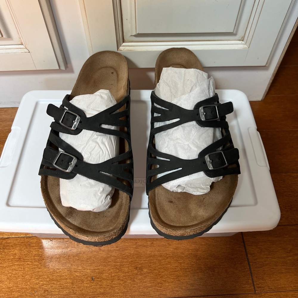 Birkenstock Black leather sandals with soft footbed